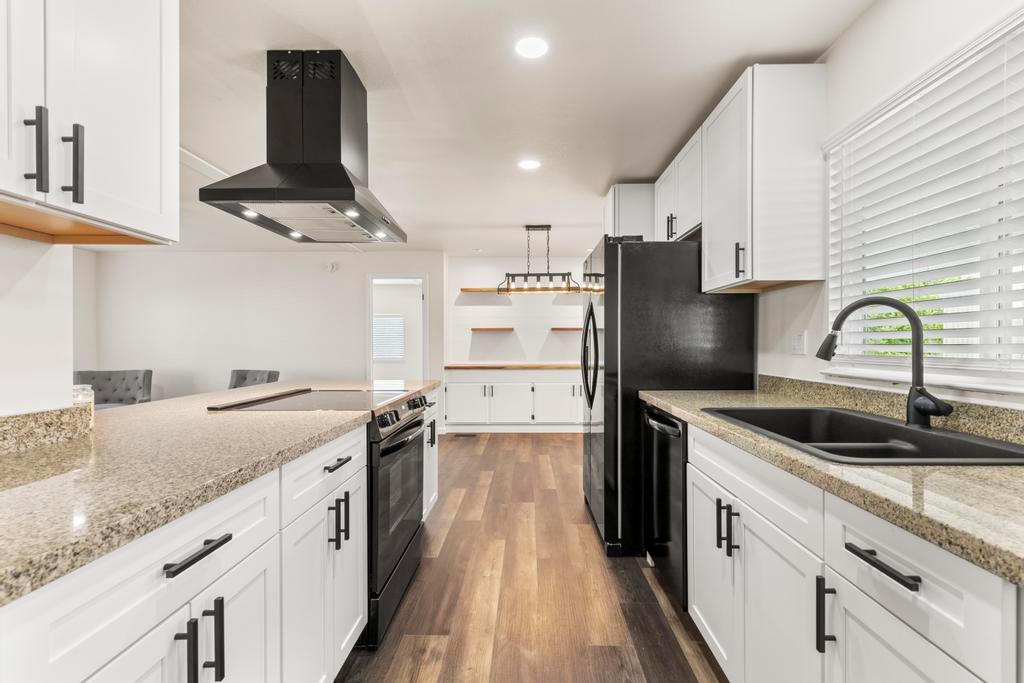 7600 Golden Eye Lane 43