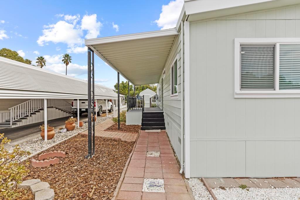 7600 Golden Eye Lane 43