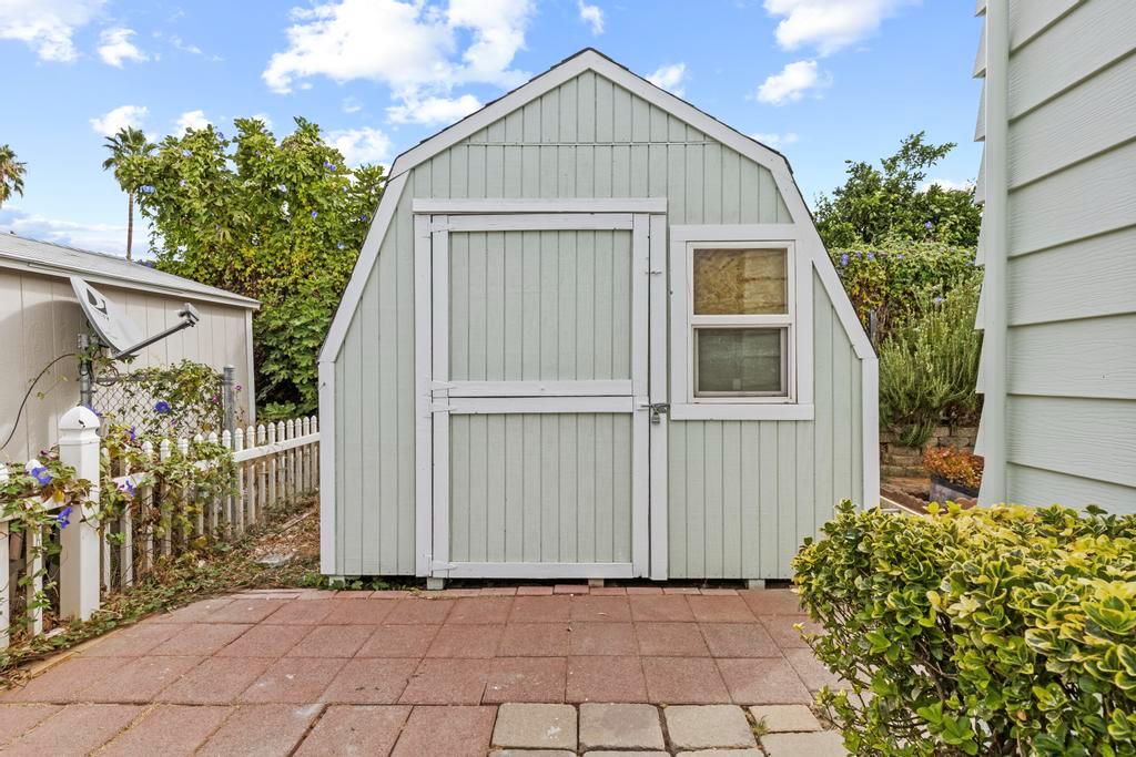 7600 Golden Eye Lane 43