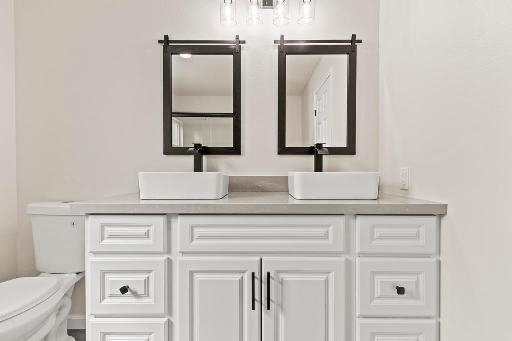 7600 Golden Eye Lane 43