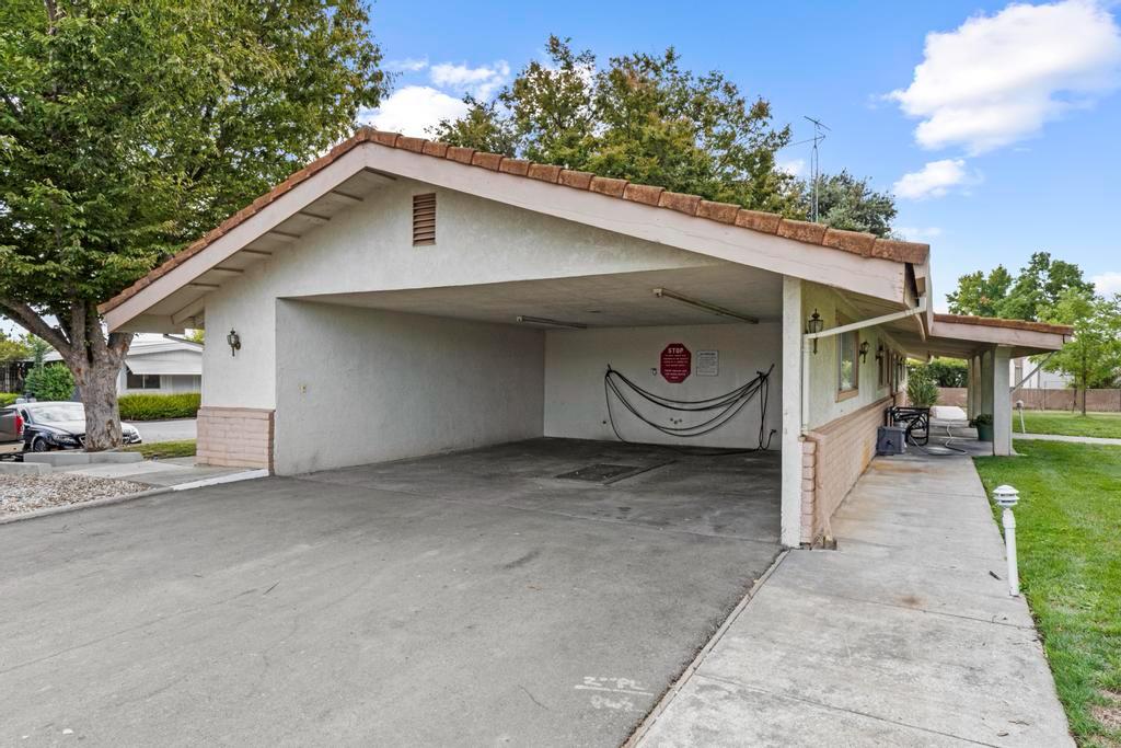 7600 Golden Eye Lane 43