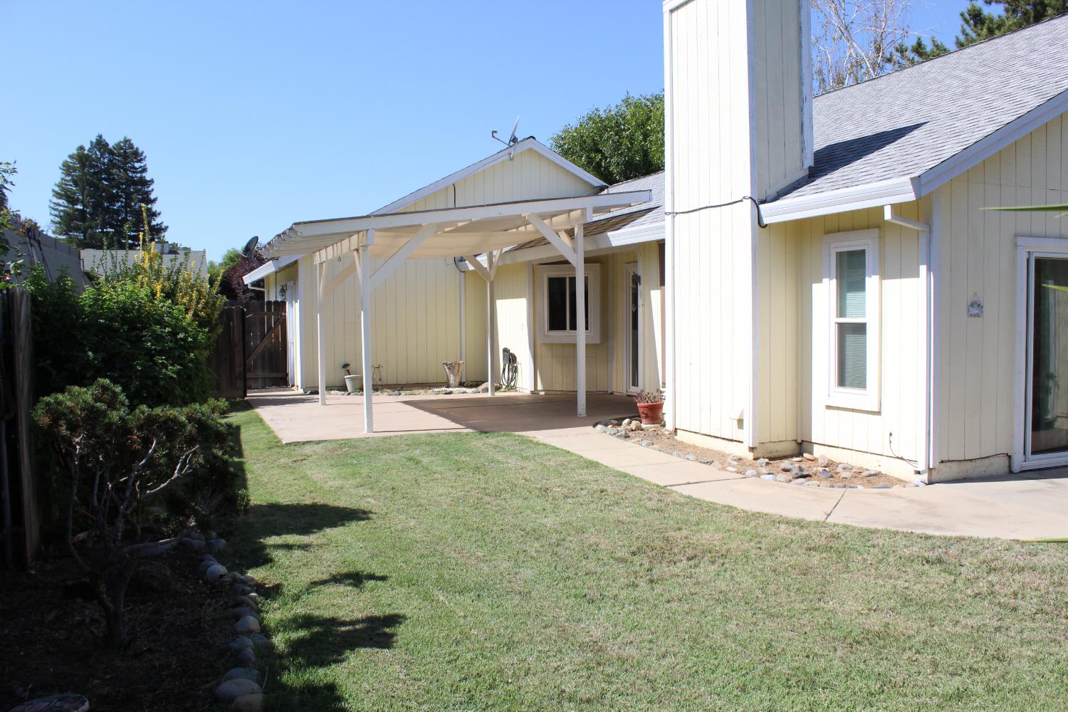 1372 SW Johnathan Drive