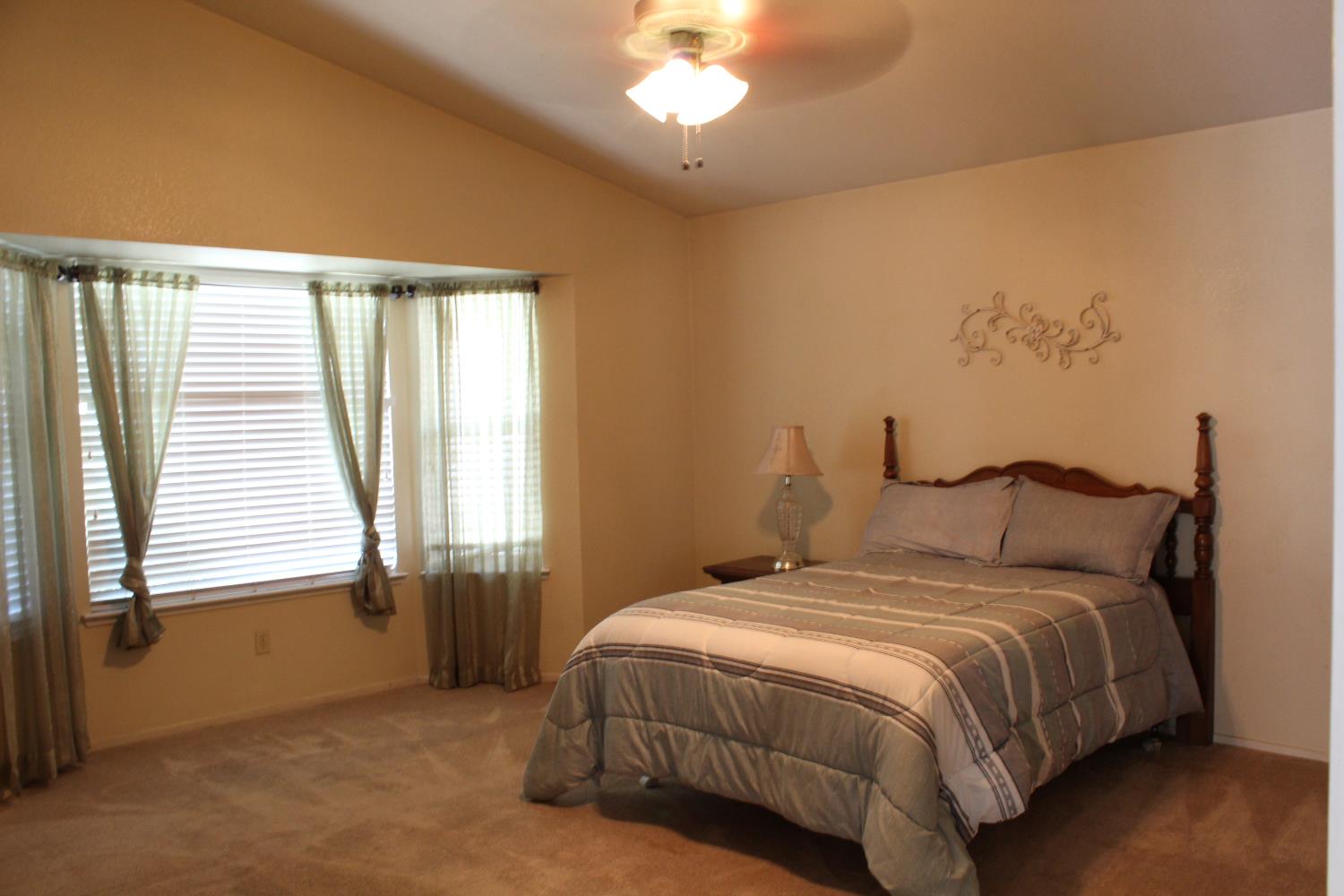 1372 SW Johnathan Drive