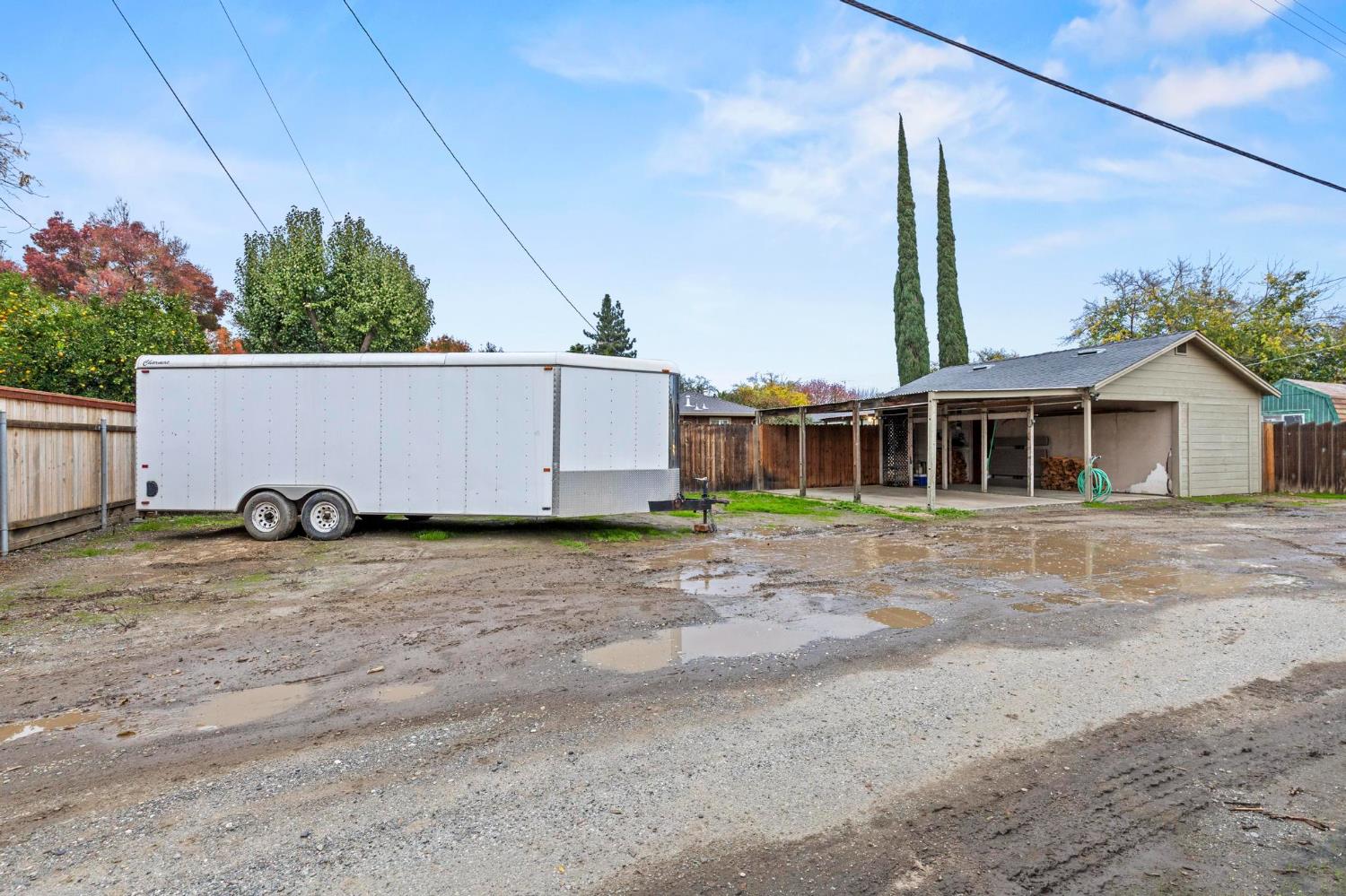 731 Sioc Street