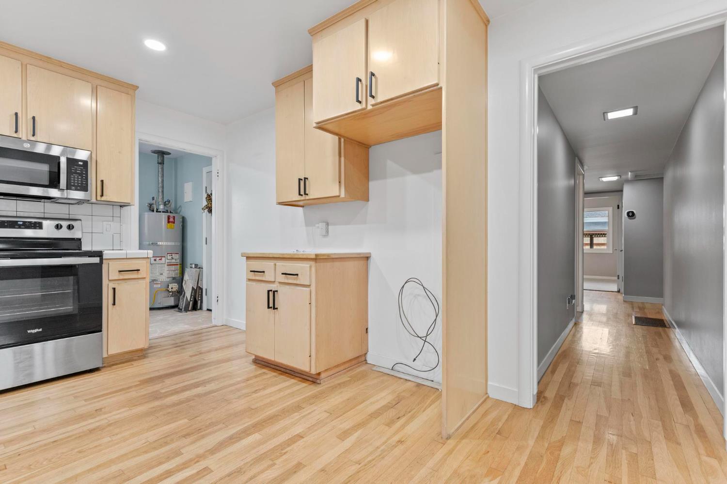 731 Sioc Street