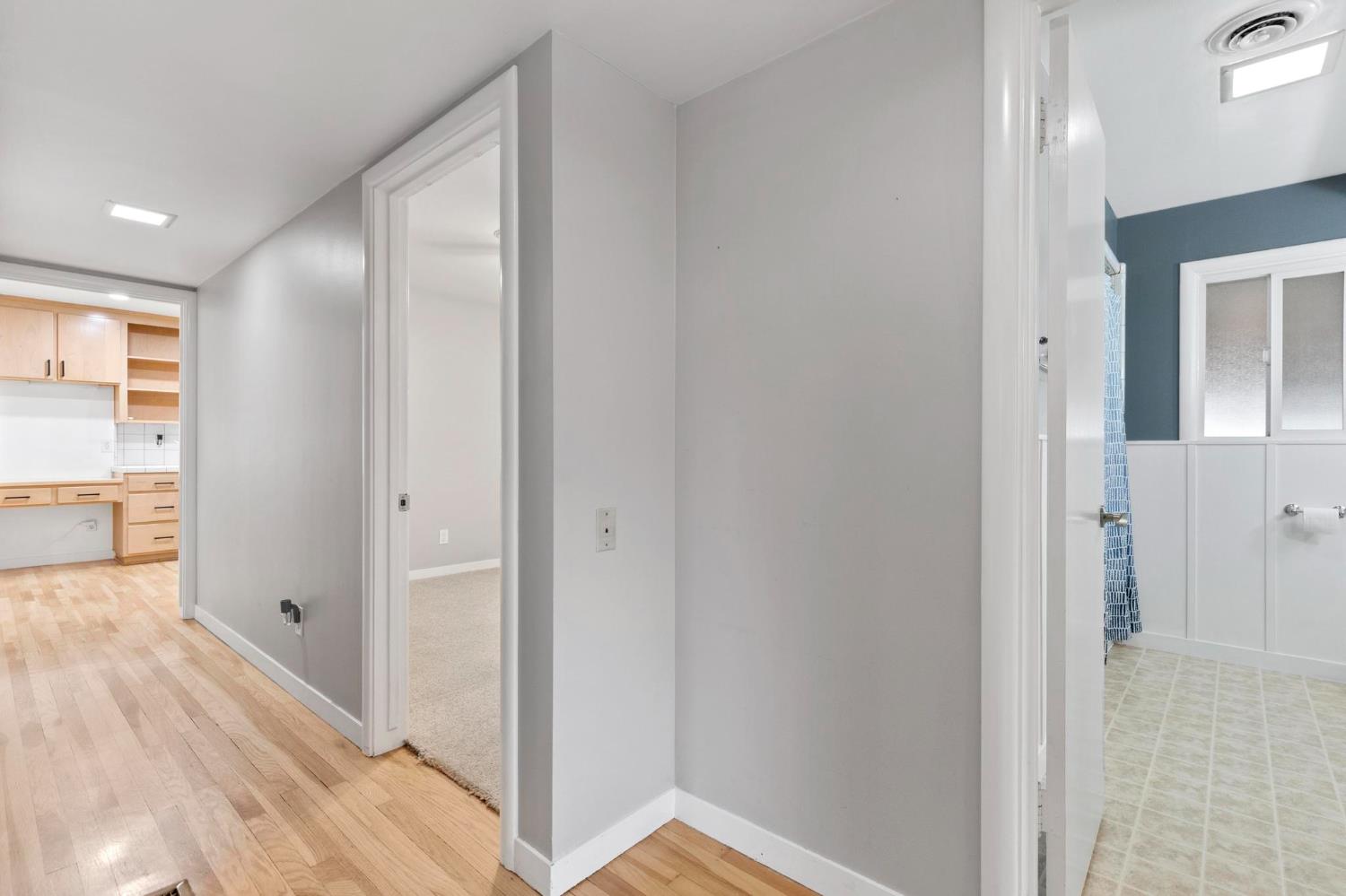 731 Sioc Street