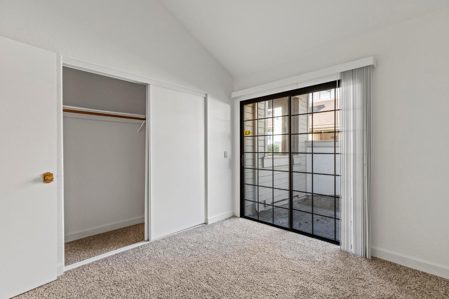 7526 Creekridge Lane