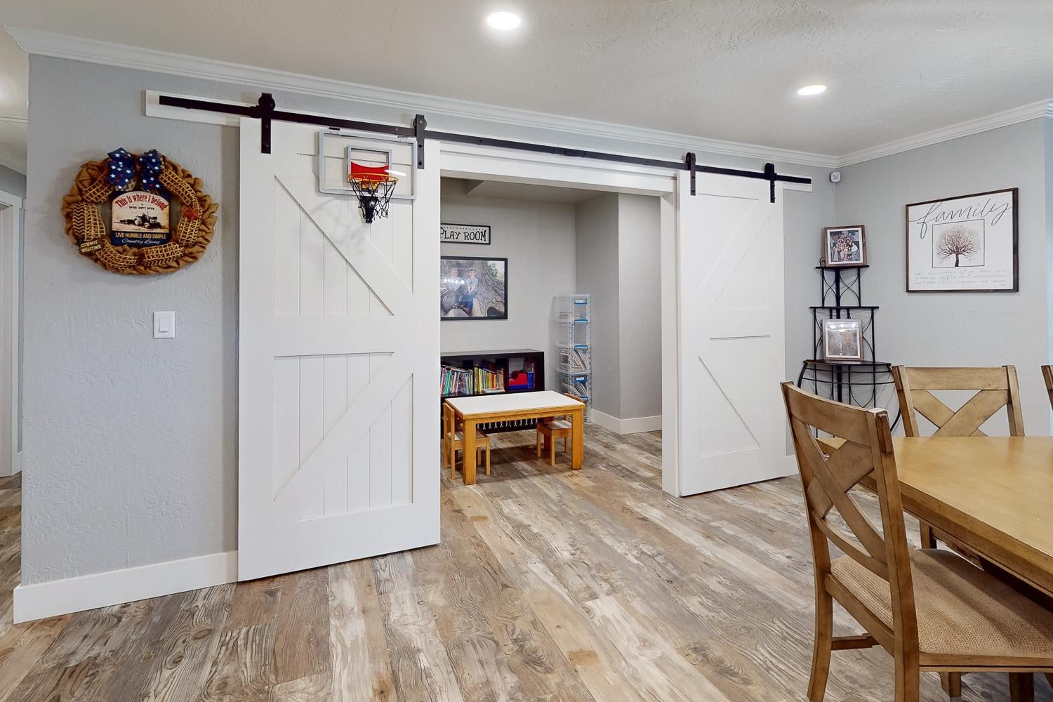 1559 Daphne Lane