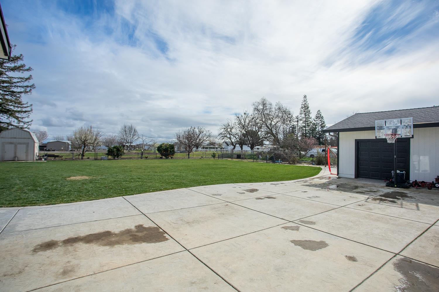 1559 Daphne Lane
