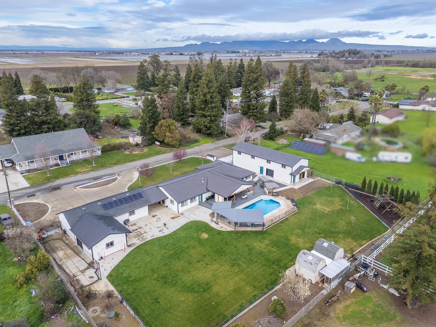 1559 Daphne Lane