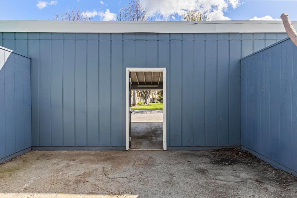 2225 Cheim Boulevard 12