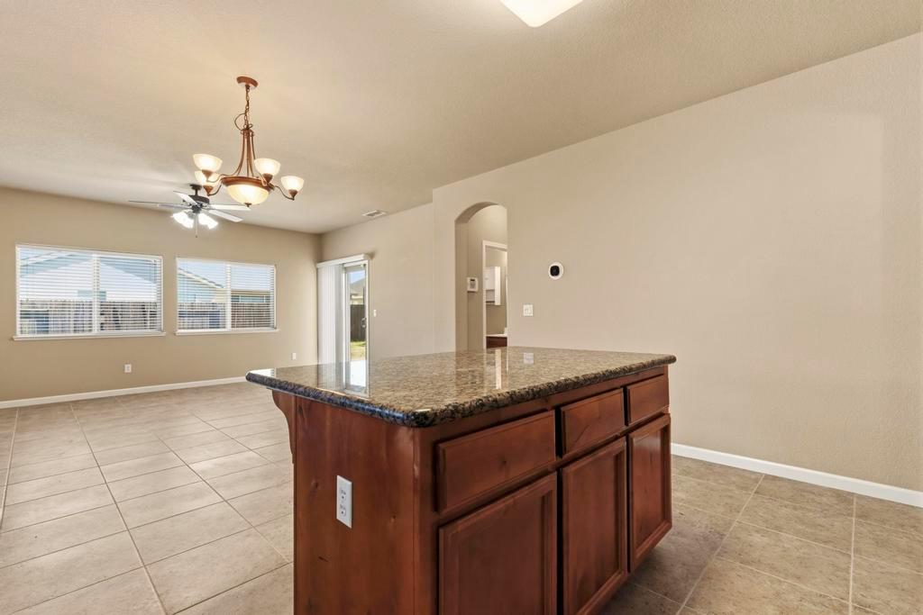 5621 Seedling Way