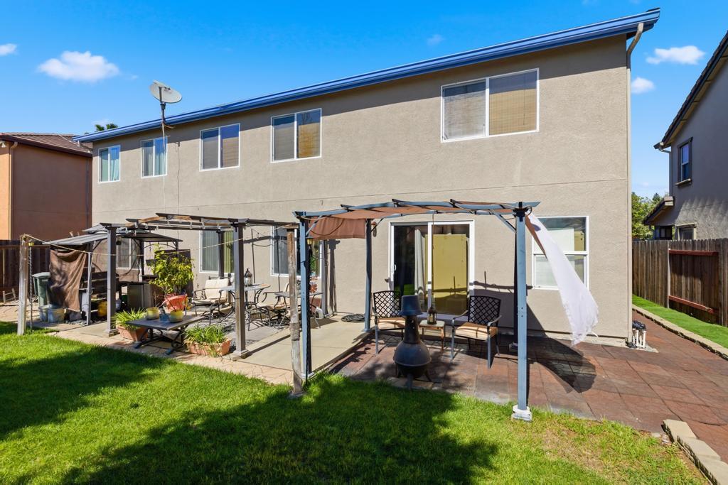 1300 Kensington Drive