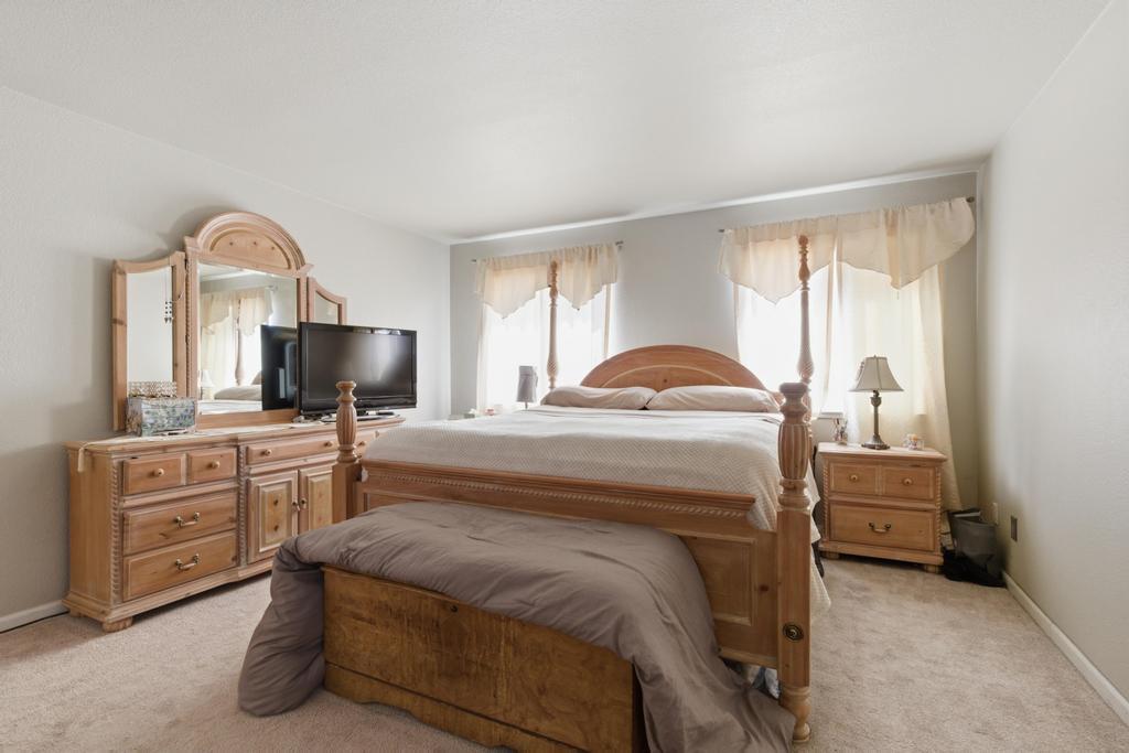 1300 Kensington Drive