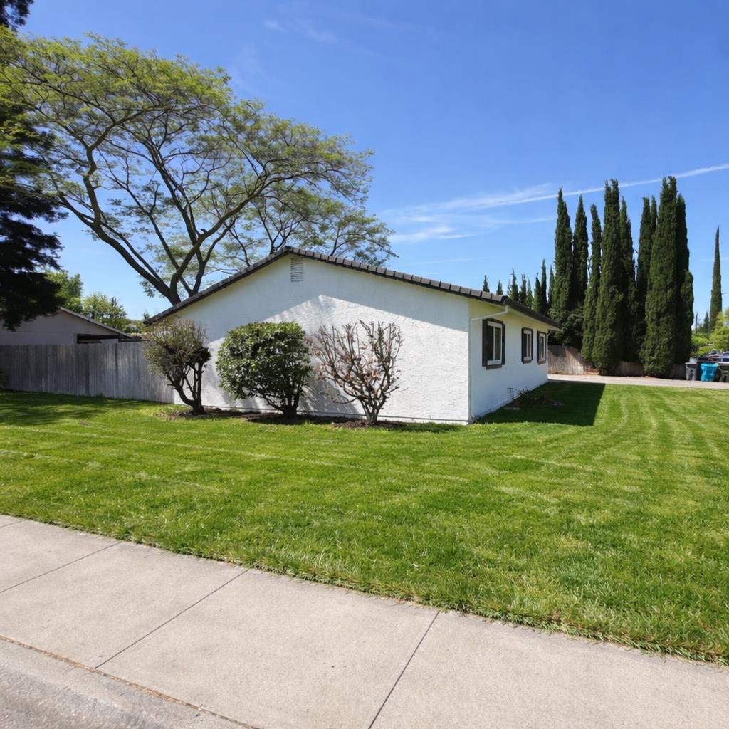 2716 Peach Street