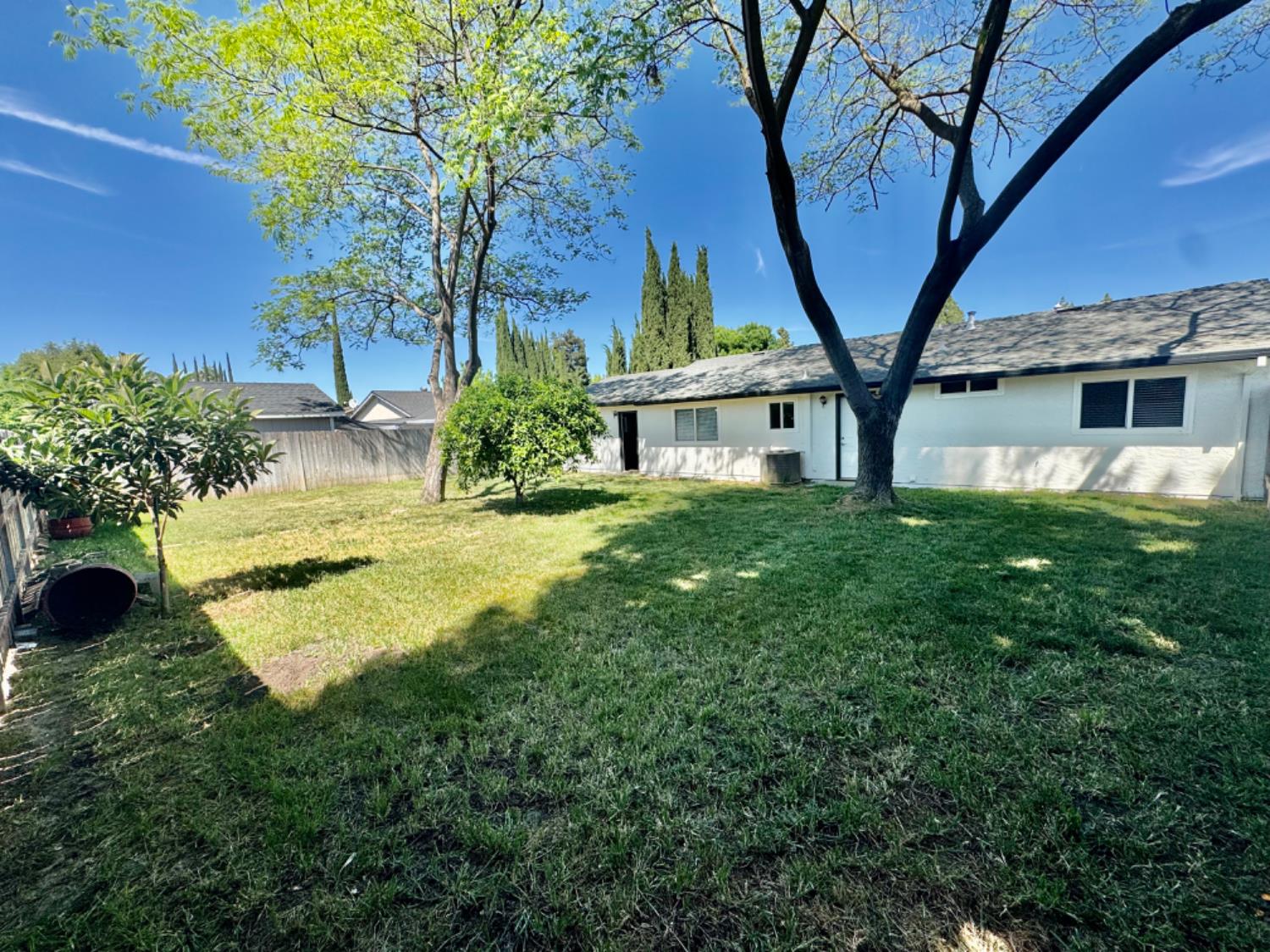 2716 Peach Street