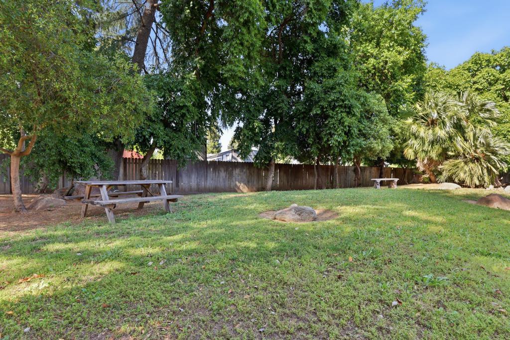 1845 Lorraine Way