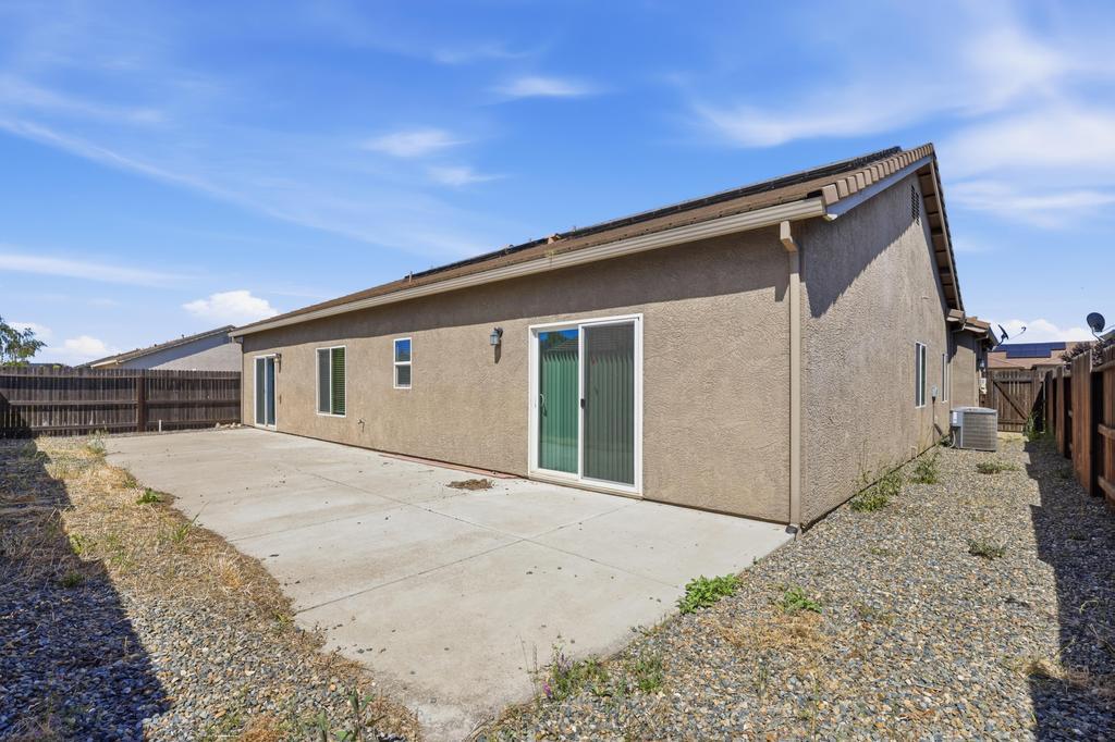 5674 Meadow Brook Way