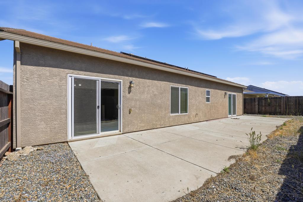 5674 Meadow Brook Way