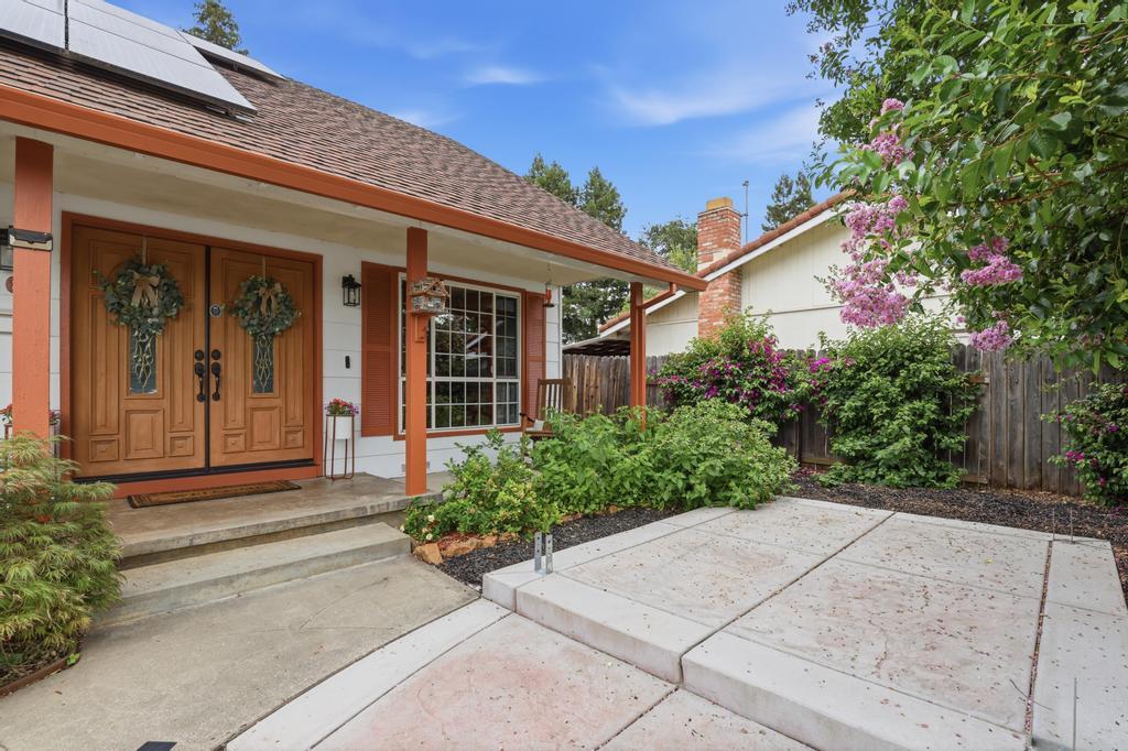 1360 Delone Drive