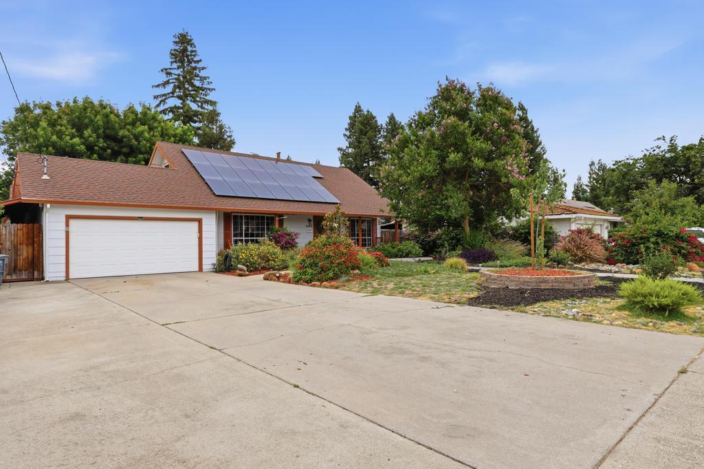 1360 Delone Drive
