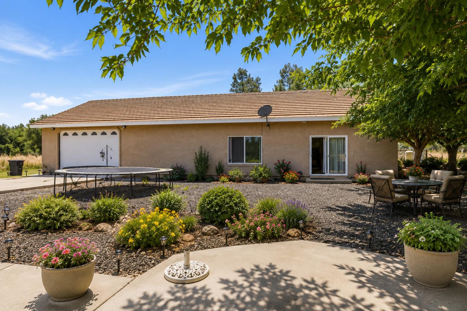 10935 Gledhill Road