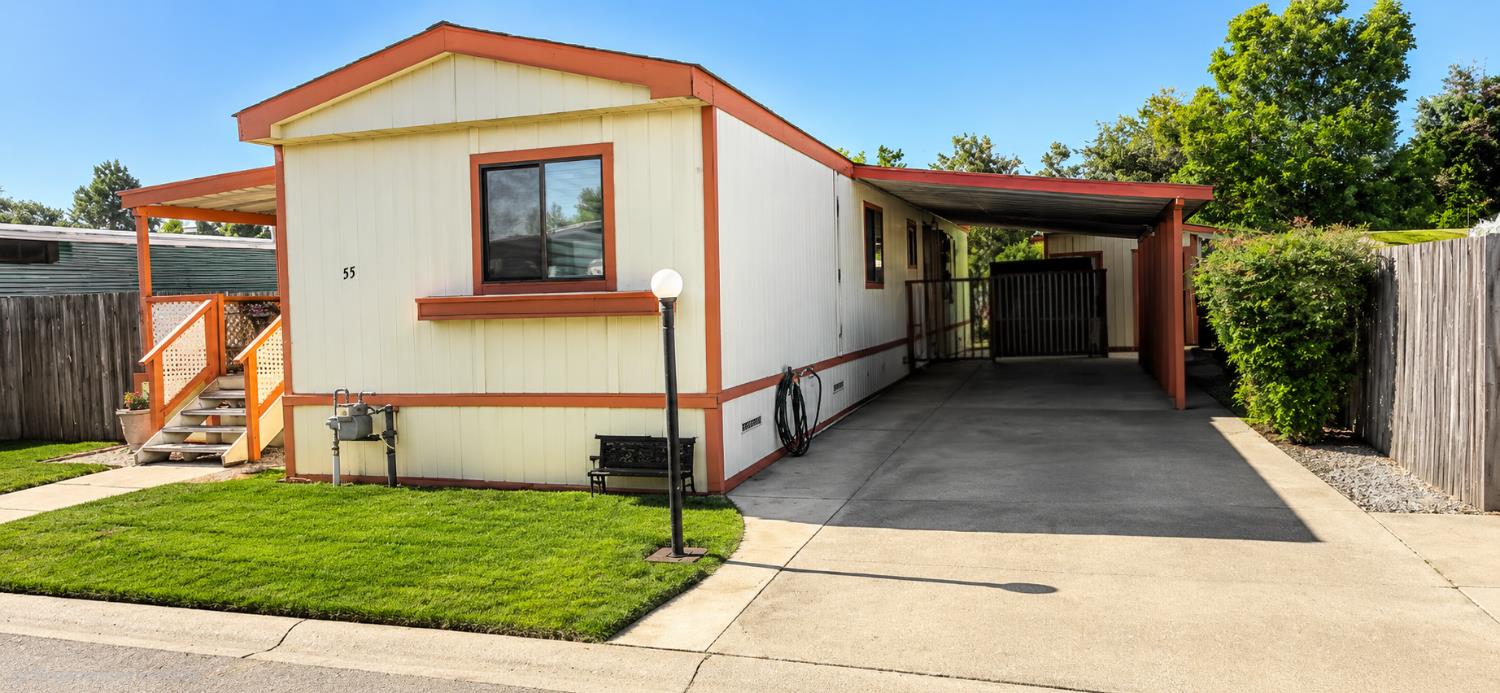 2160 Live Oak Boulevard 55