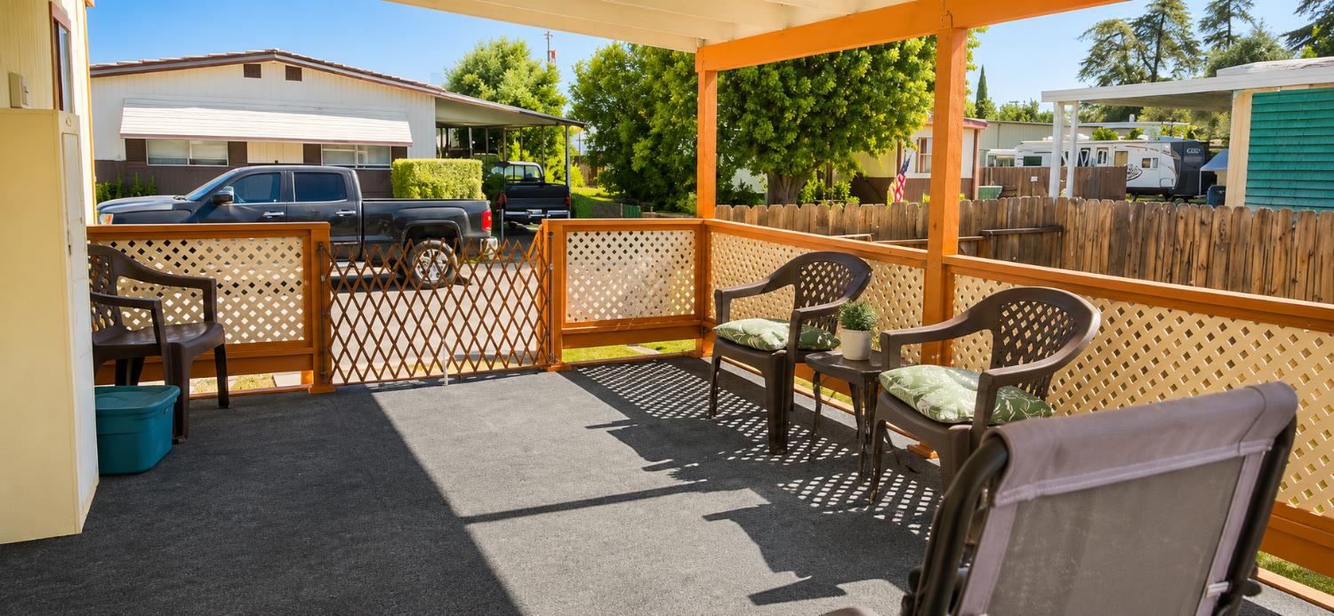 2160 Live Oak Boulevard 55