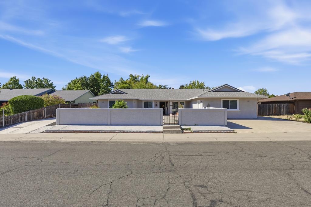 1906 Elliott Drive