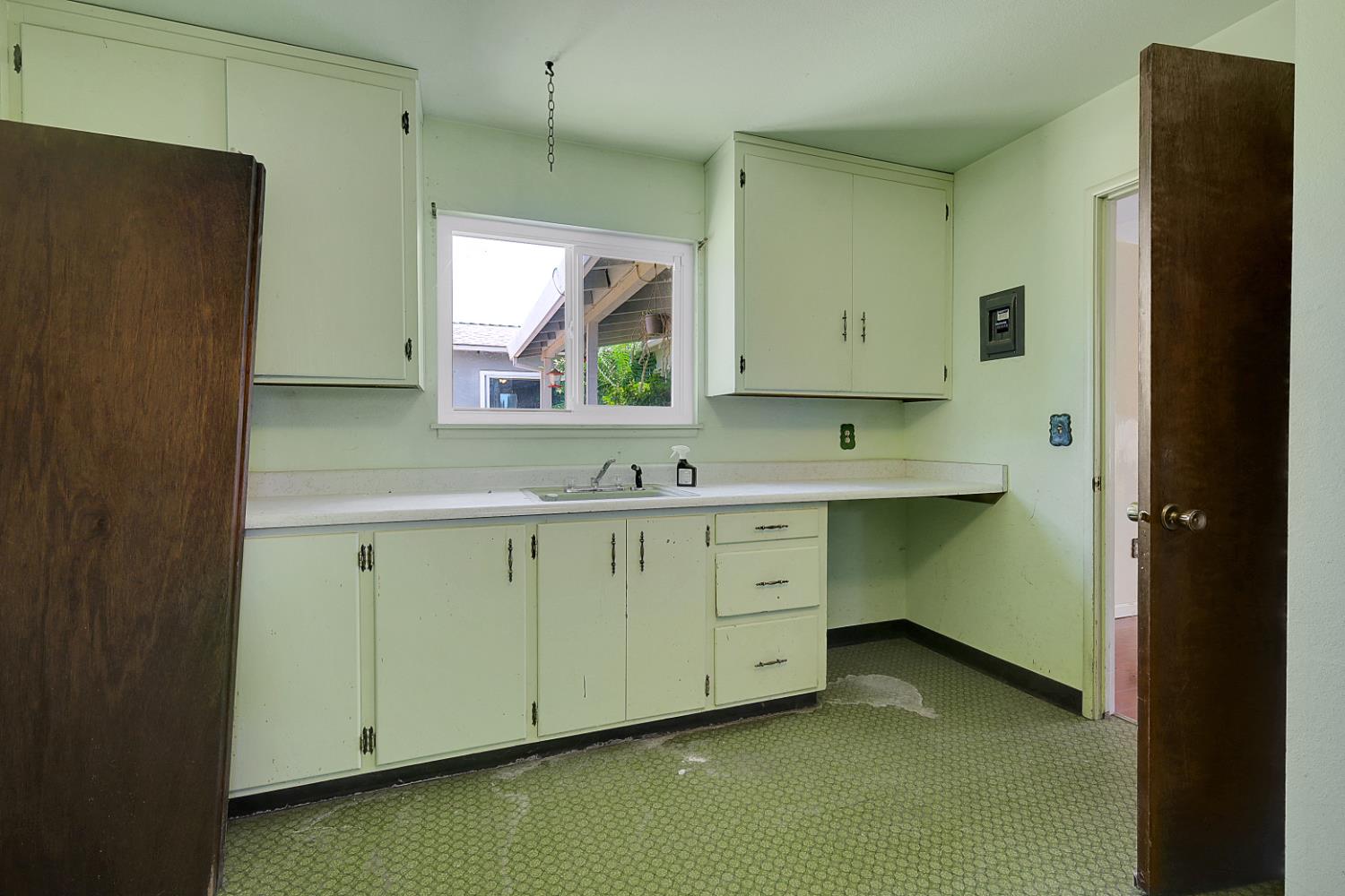 2805 Mckinley Road