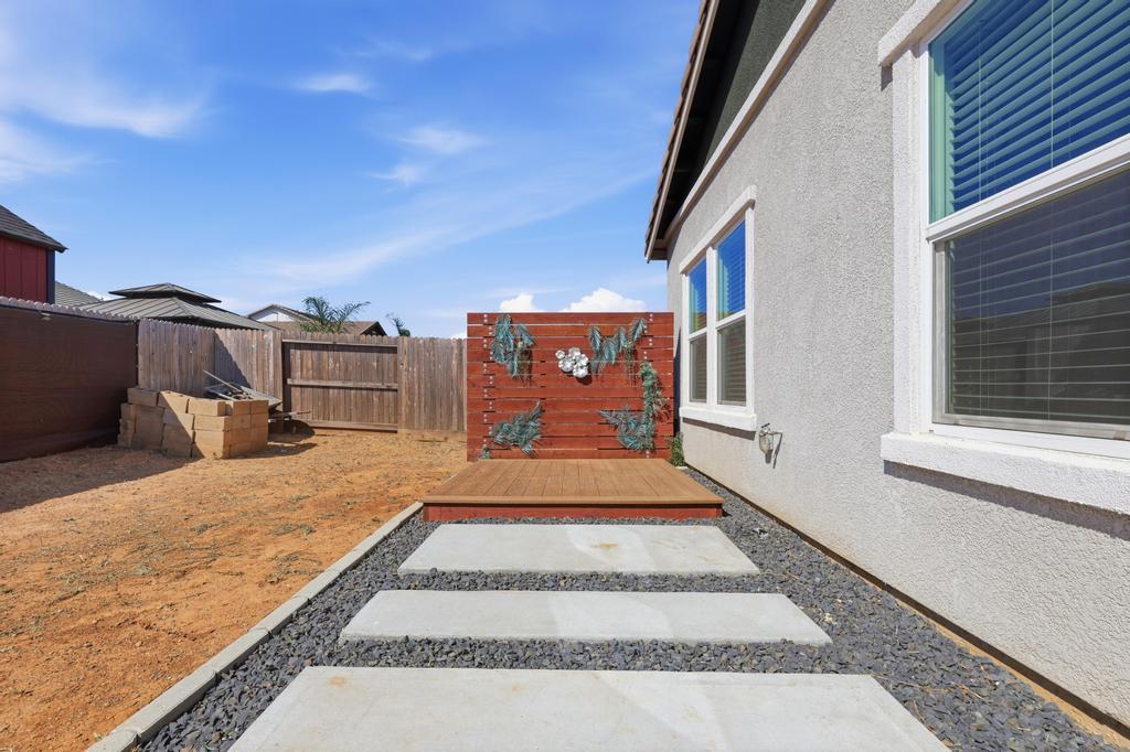 1108 Elm Terrace Way