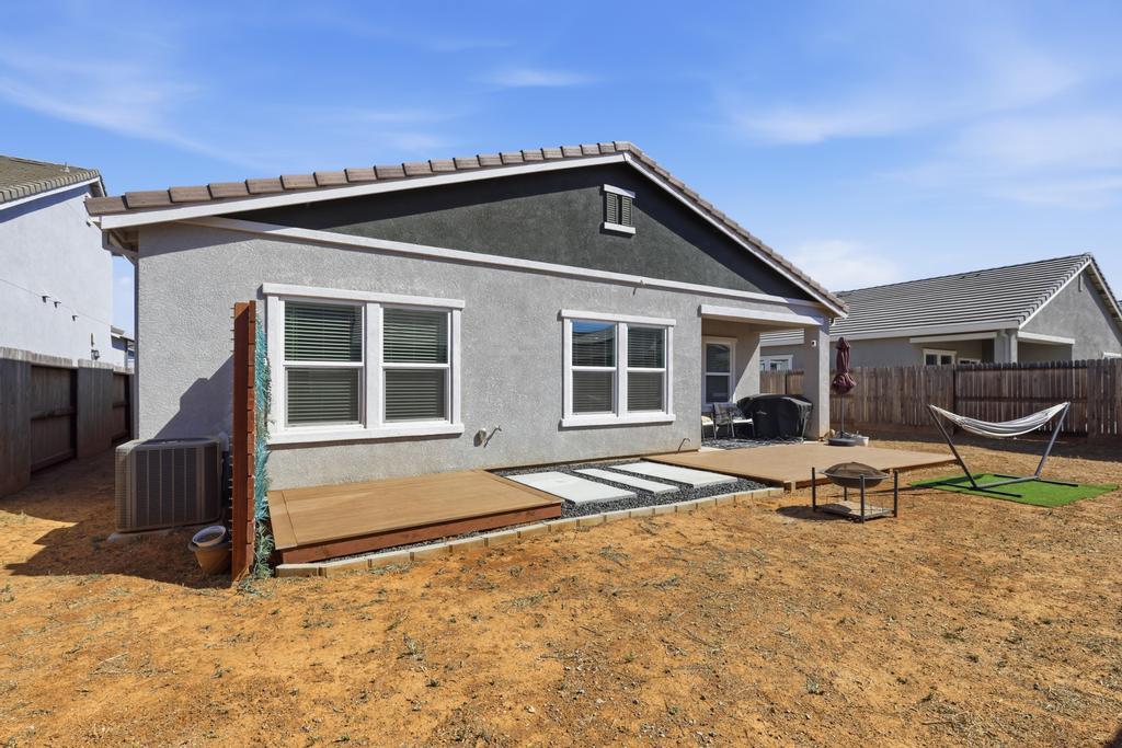 1108 Elm Terrace Way