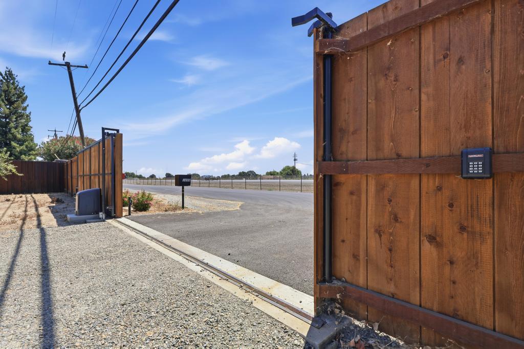 3699 Colusa Highway