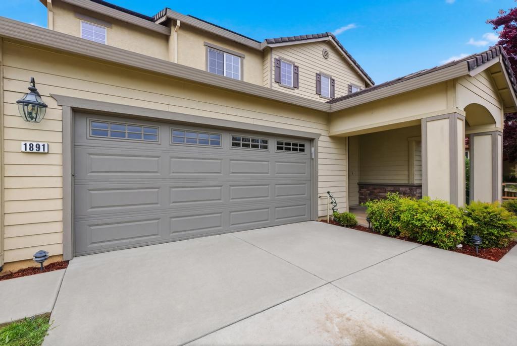 1891 River Bank Drive