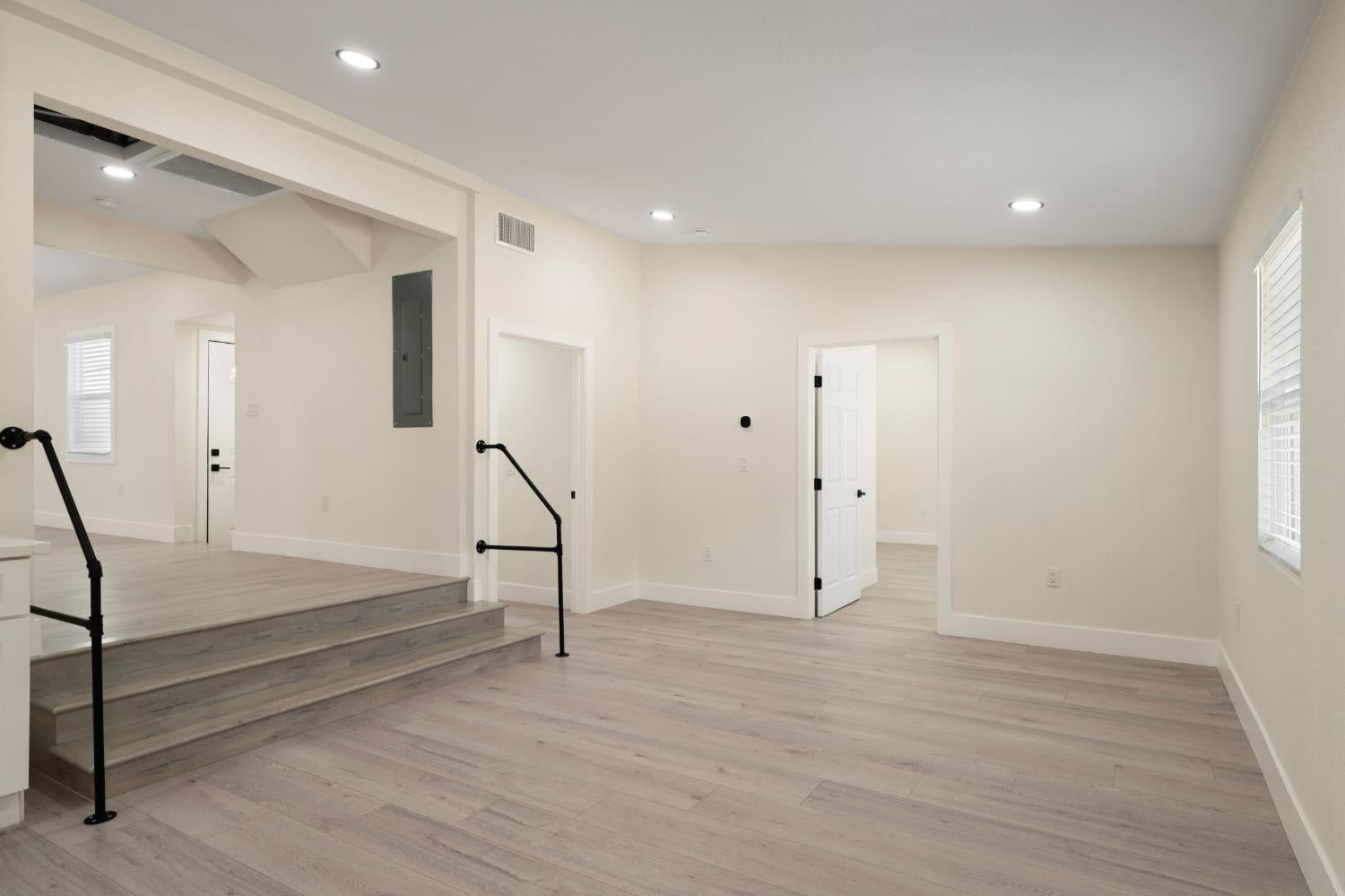 2433 Date Street