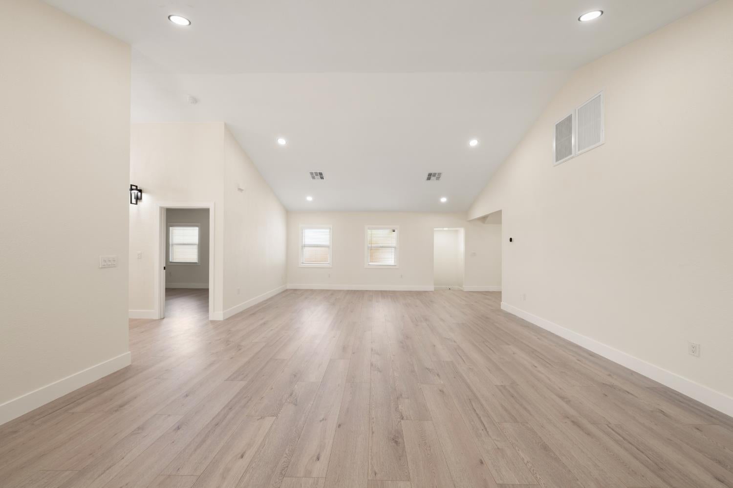 2433 Date Street