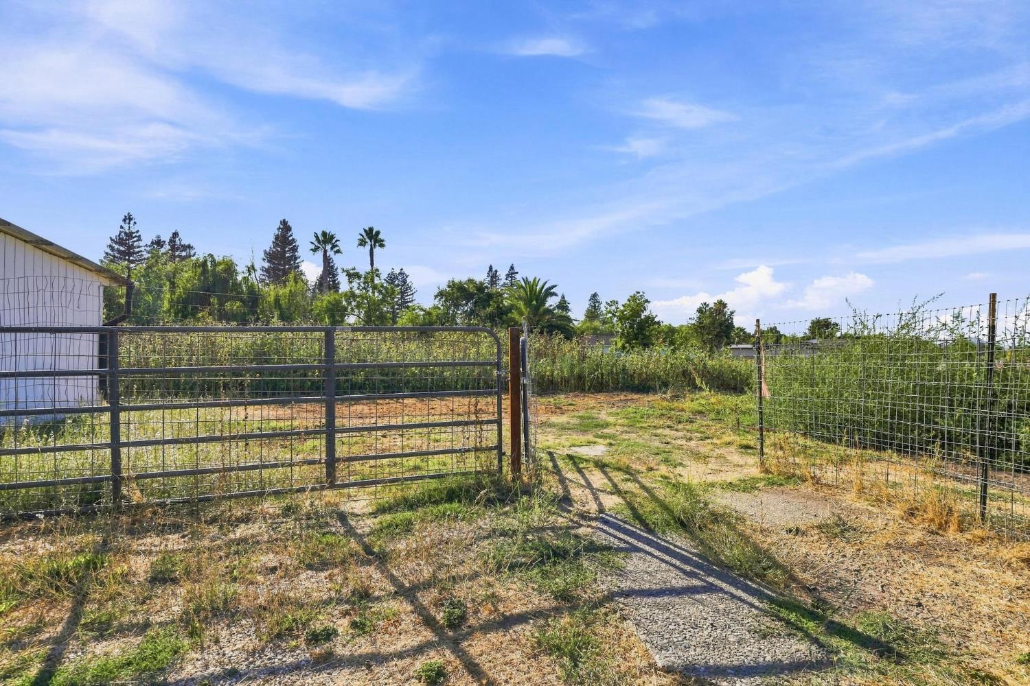 1733 S Township Road