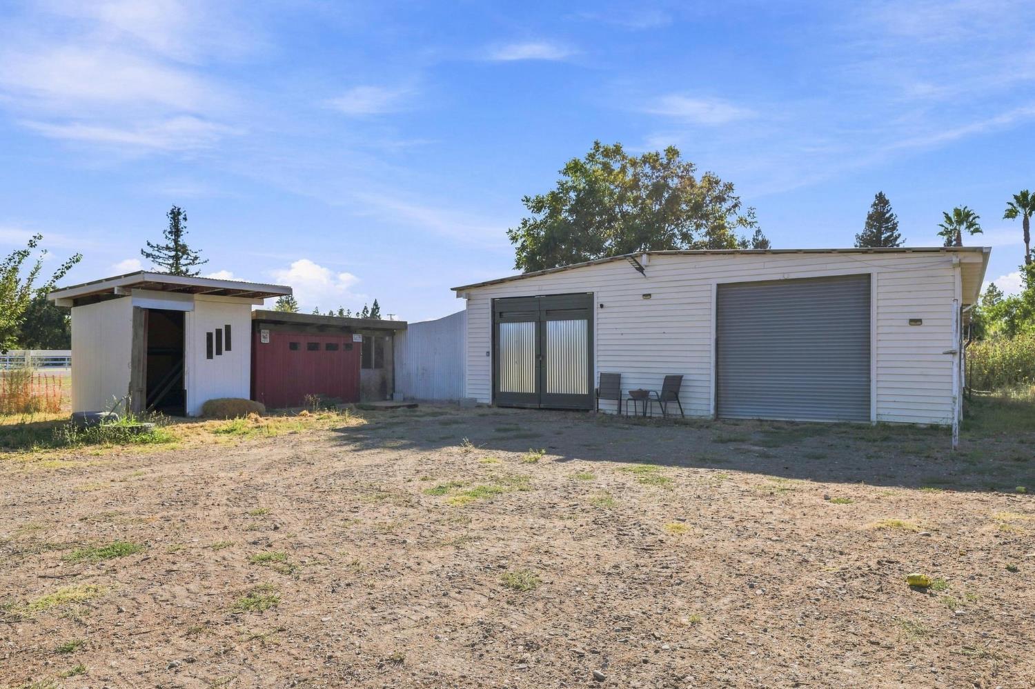 1733 S Township Road