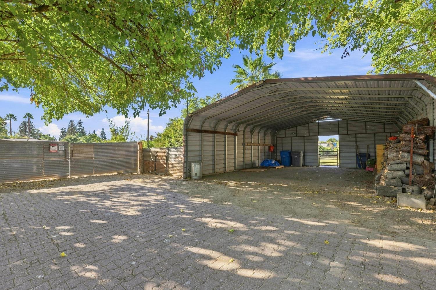 1733 S Township Road