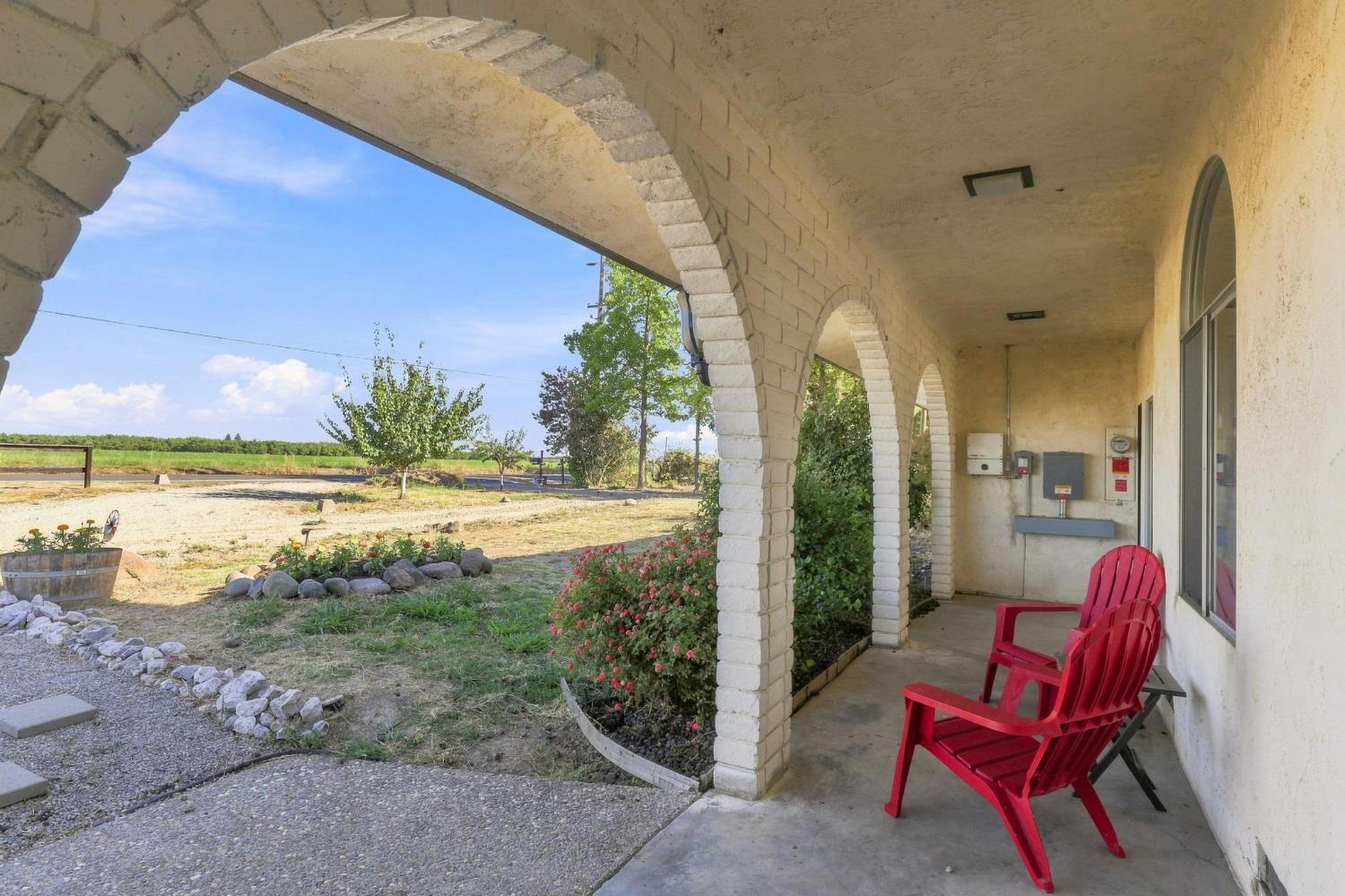 1733 S Township Road