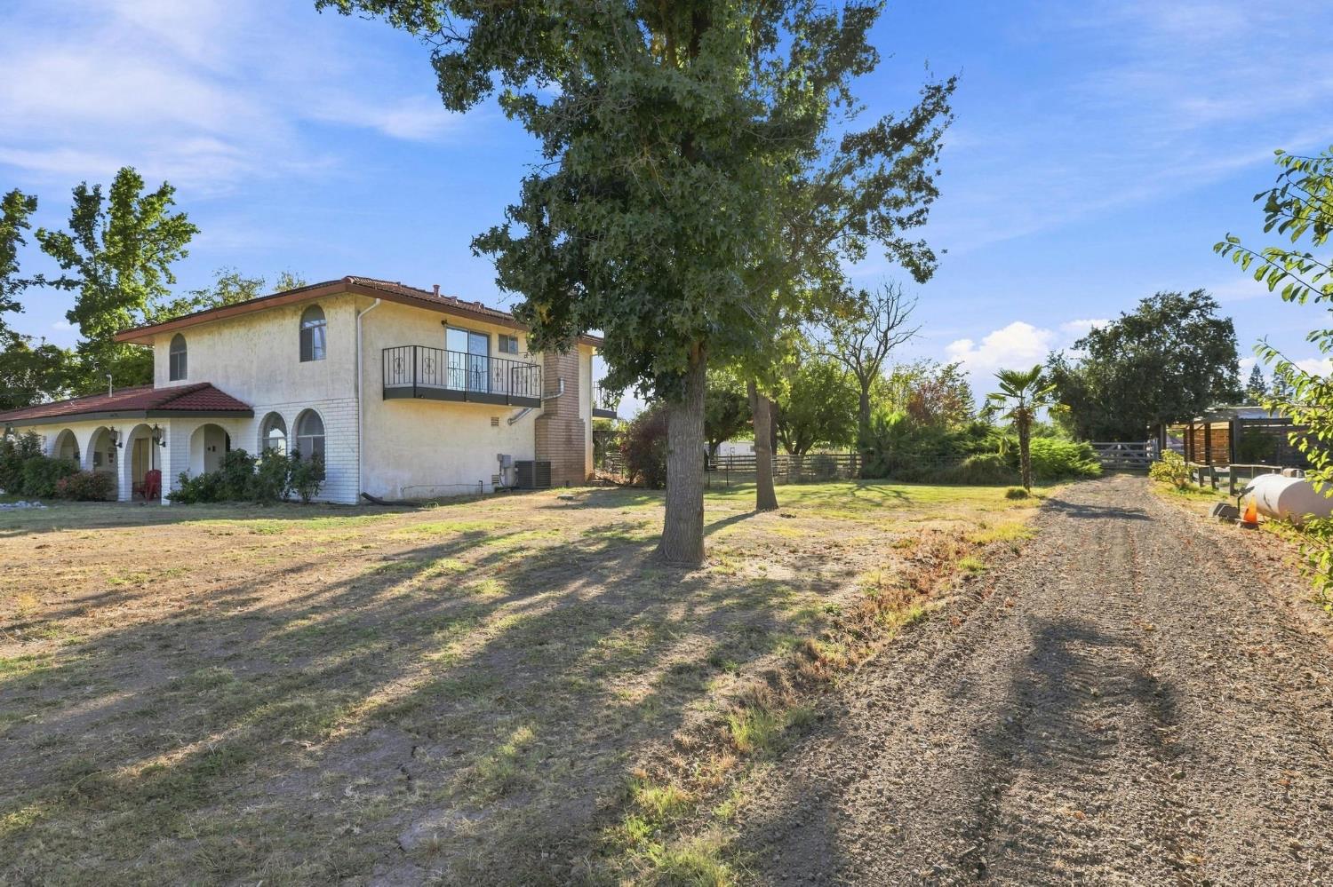 1733 S Township Road