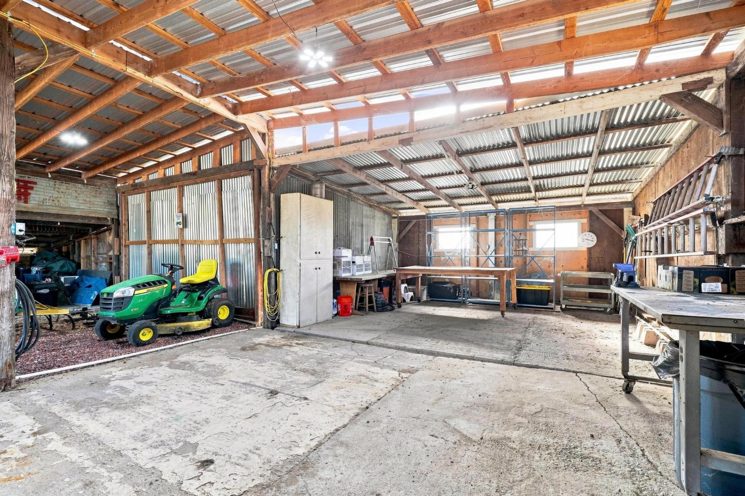 1733 S Township Road