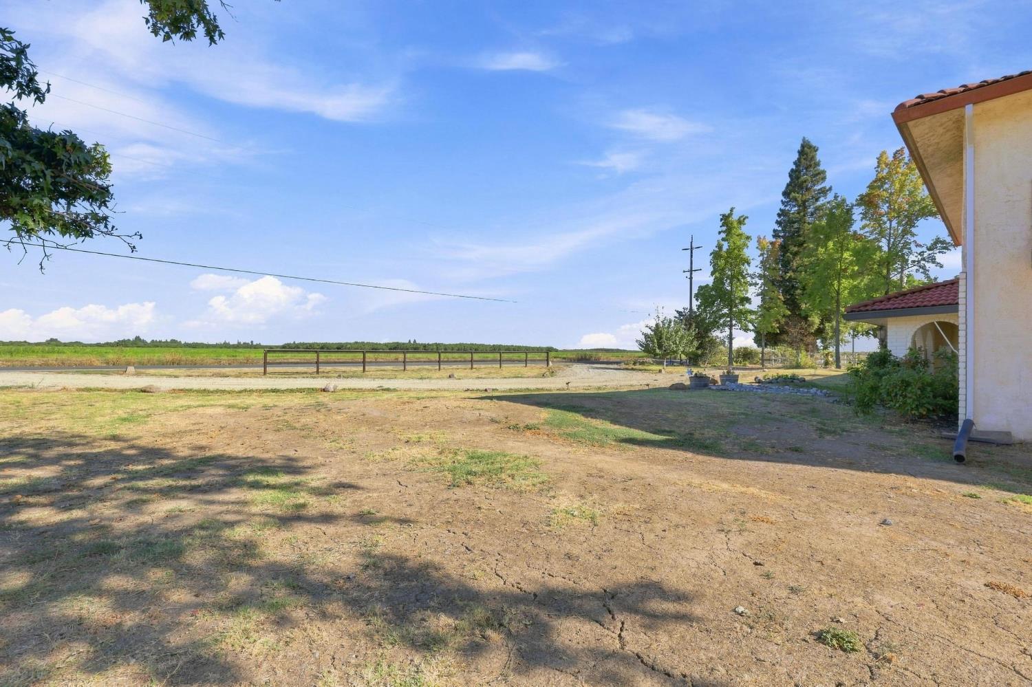 1733 S Township Road