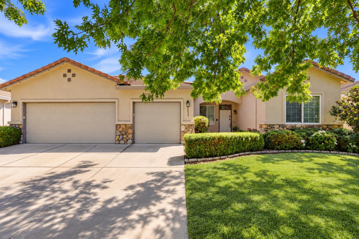 1877 Stabler Park Drive