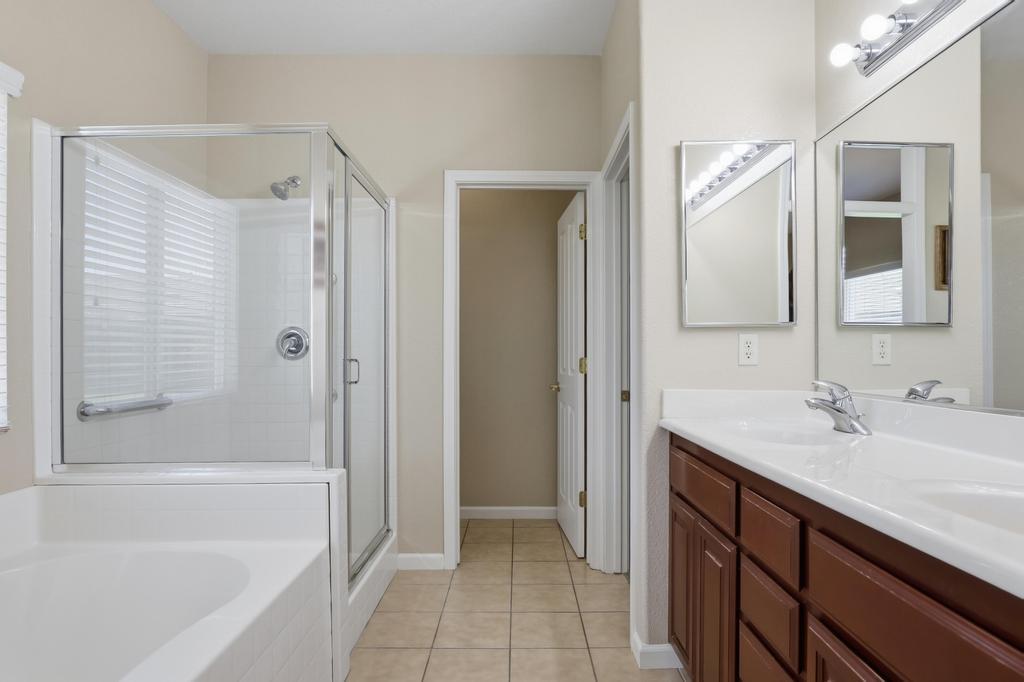 1712 Orinda Court