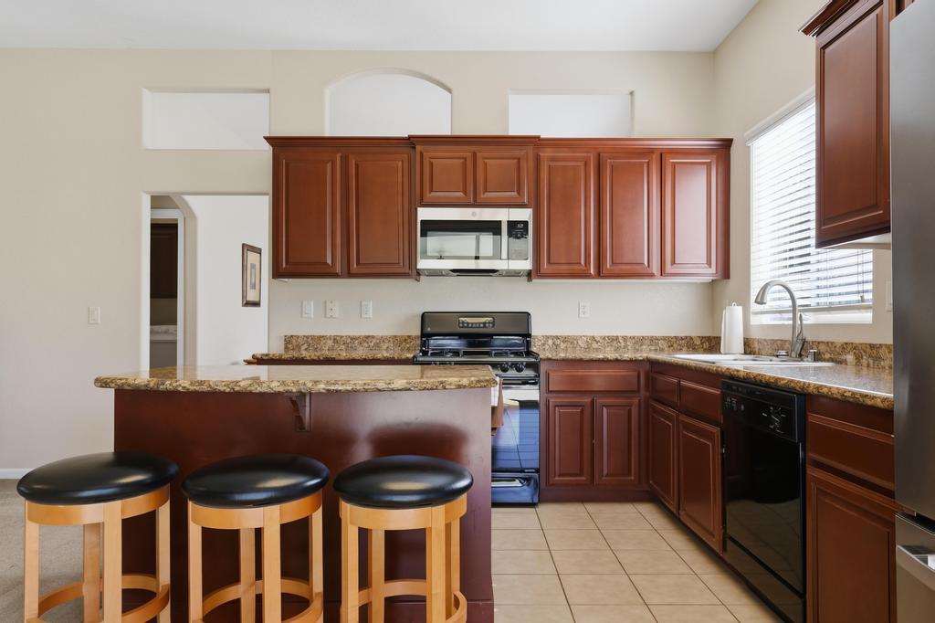 1712 Orinda Court