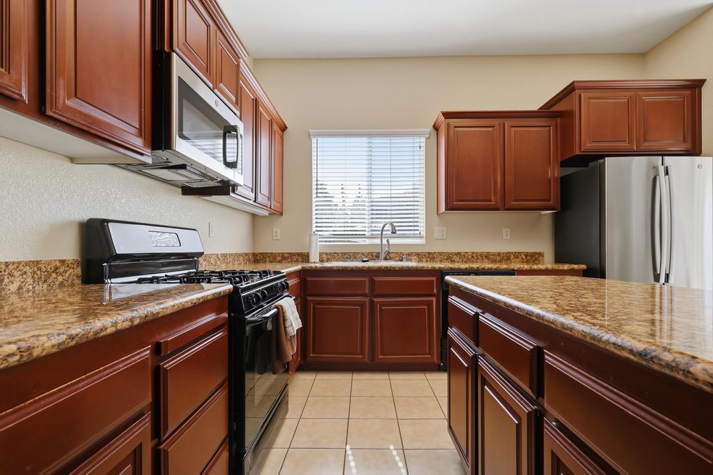1712 Orinda Court