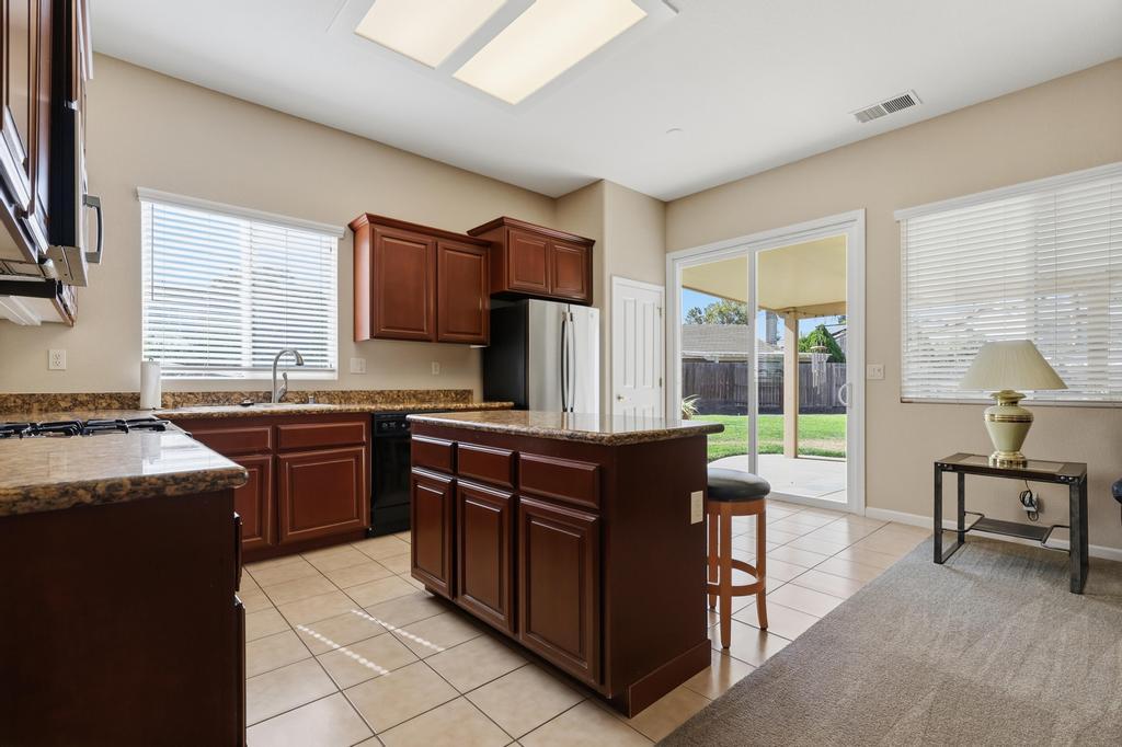 1712 Orinda Court