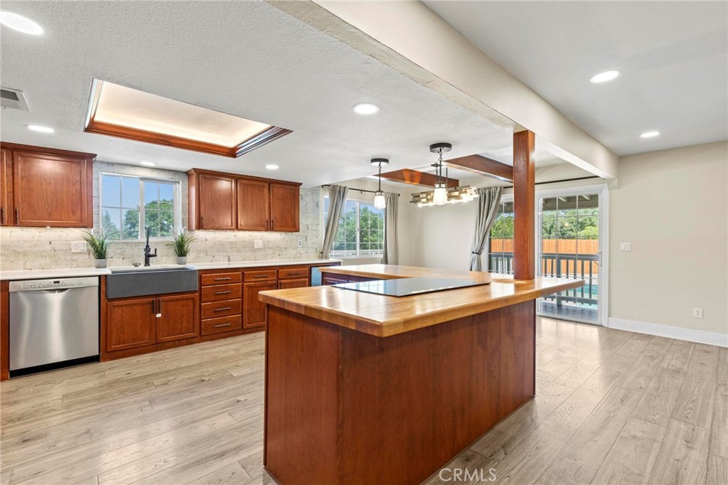 2681 Pinecrest Road