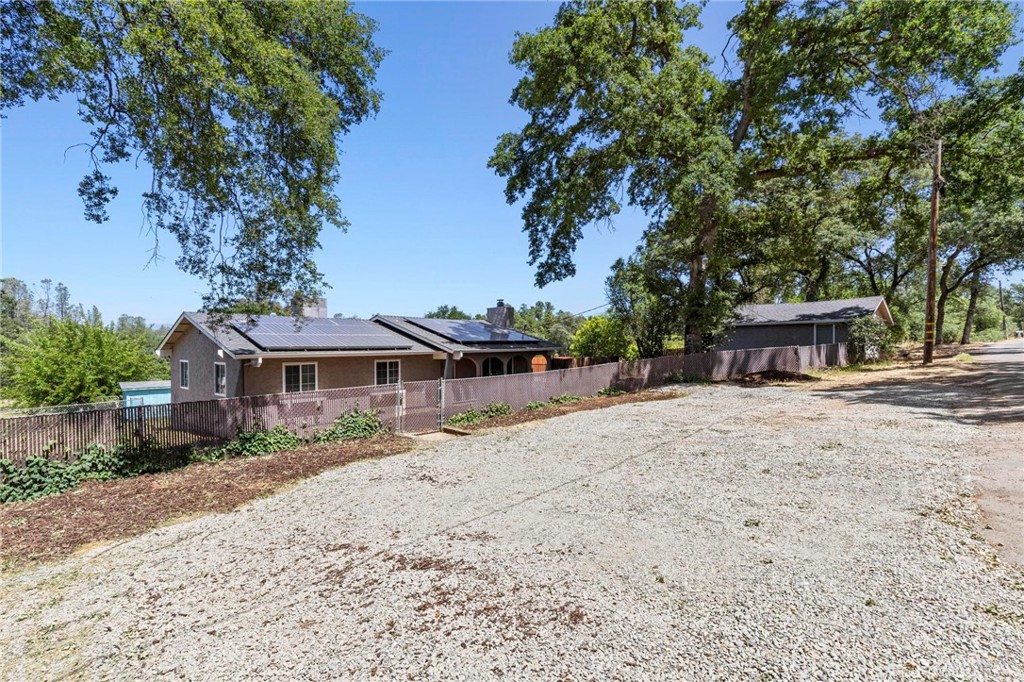 2681 Pinecrest Road